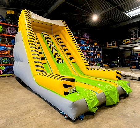 Mur des champions vert et jaune