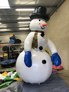 BONHOMME NEIGE Gonflable 4.2m