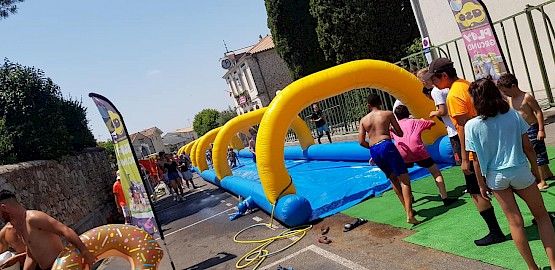 Ventriglisse gonflable de rue par 25m : longueur 25, 50, 75 et 100m !