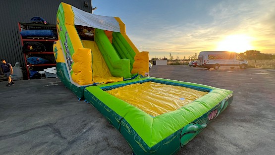 Toboggan Gonflable aqualudique AQUAPARED