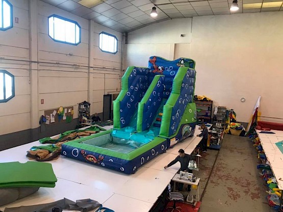 Toboggan Gonflable "AQUARIUS" idéal pour les glissades