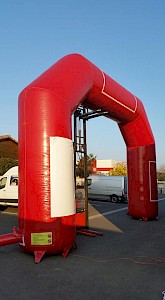 Arche Gonflable rouge 1