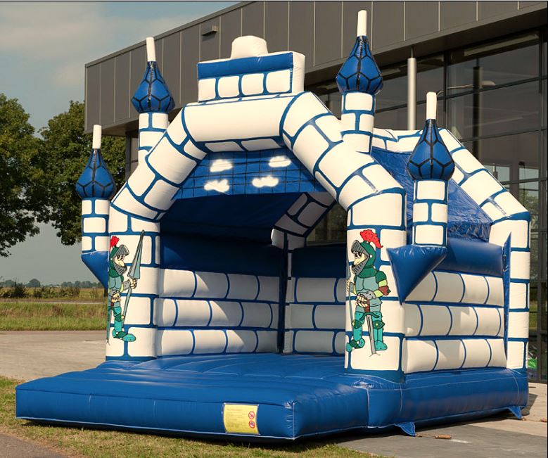 Grand chateau gonflable a vendre pour les parc de jeux médiéval