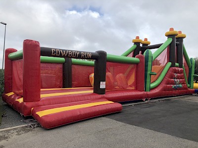 Parcours Gonflable obstacle WESTERN