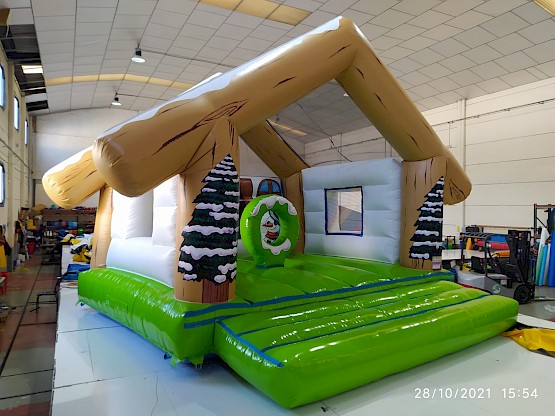 Vue gauche - Version vert et marron - Chateau Gonflable d'Hiver