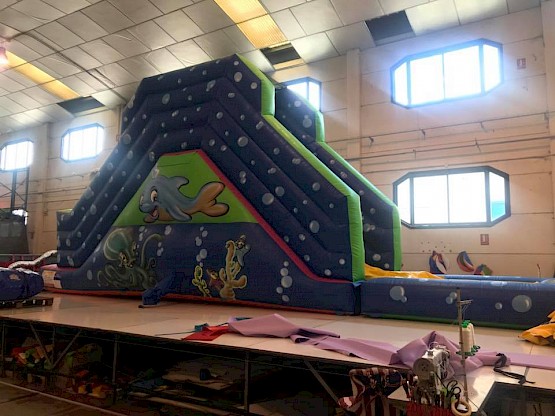 Toboggan Gonflable "AQUARIUM" idéal pour les campings