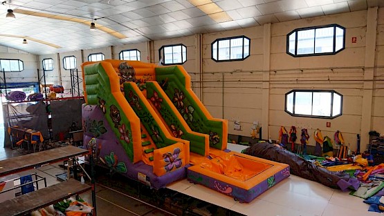 toboggan-bassin-aquatique-monsters-doblo-gonflable-asg34 vente location fabrication