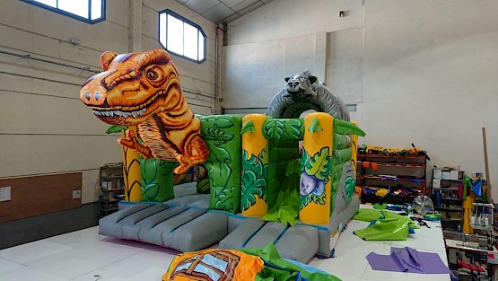 multiplay dinosaure gonflable asg34