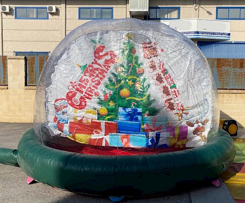 Déco géante gonflable : boule de noël