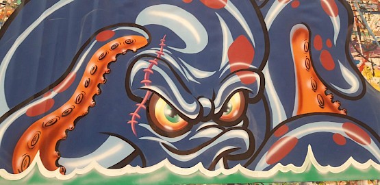 Kraken peint à la main pour décor de jeu gonflable