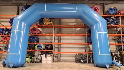 ARCHE Gonflable bleue - 1200.00€ht
