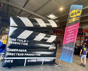 structure gonflable "CLAP CINEMA" Geant