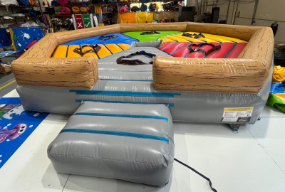 Structure Gonflable SIGNATUREFAUCHEUSE/BARREDORA MECANIQUE 7800€ht