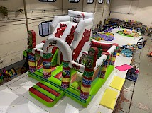 Votre combo gonflable décoré pour Noel