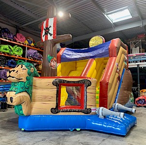BATEAU Gonflable des PIRATES 4600€ht