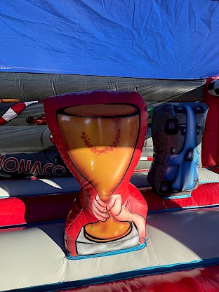 Jeu gonflable décor 3D coupe de champion de pilotage