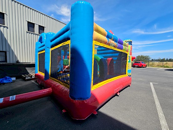 Votre multiplay gonflable vendu neuf à Bessan en Occitanie