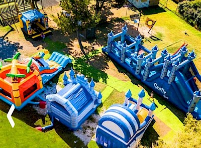 Aire de jeux Gonflables thème MEDIEVAL pour CAPFUN