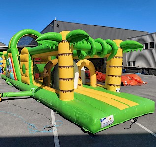 PARCOURS GONFLABLE ACCESS FUN13m "JUNGLE"