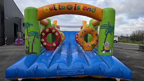 Exemple de parcours gonflable sur-mesure