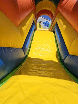 Toboggan de votre jeu gonflable