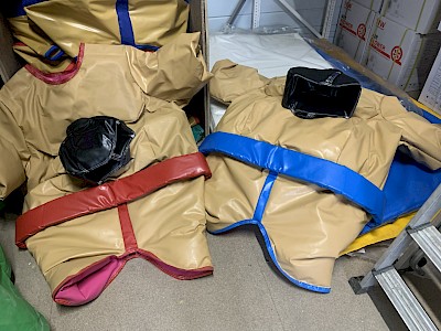 Costumes SUMO Adultes 850€ht