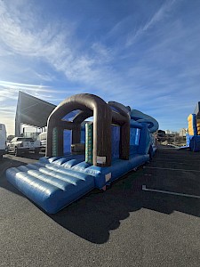 PARCOURS OBSTACLES REQUIN gonflable occasion