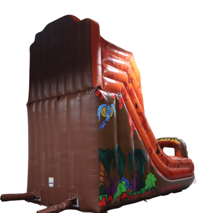 Vue arrière du toboggan volcan