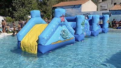 Parcours Gonflable Ventilé AQUA "BLEU" 13M occasion